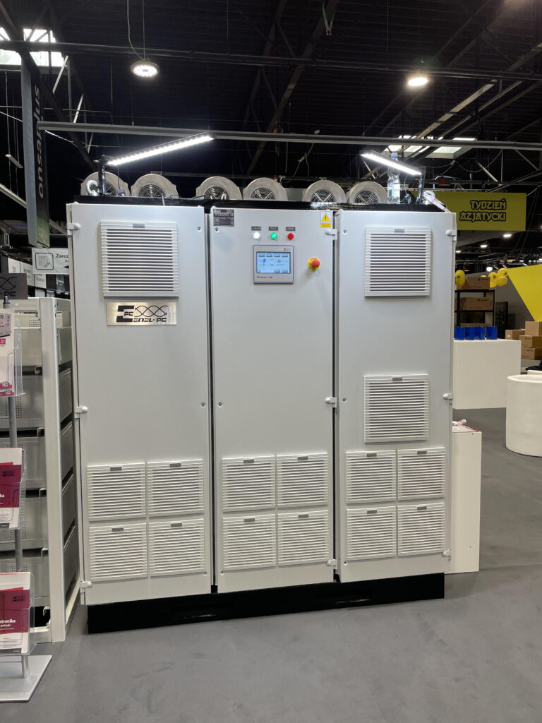 Magazyn energii komercyjny na battery expo