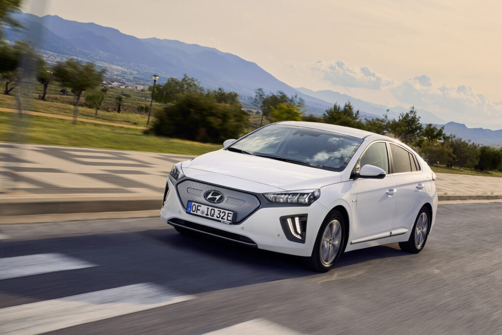 hyundai-new-ioniq-electric-02_jpg_bfc_off